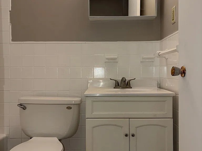 Aspen Apartments — Photo 17