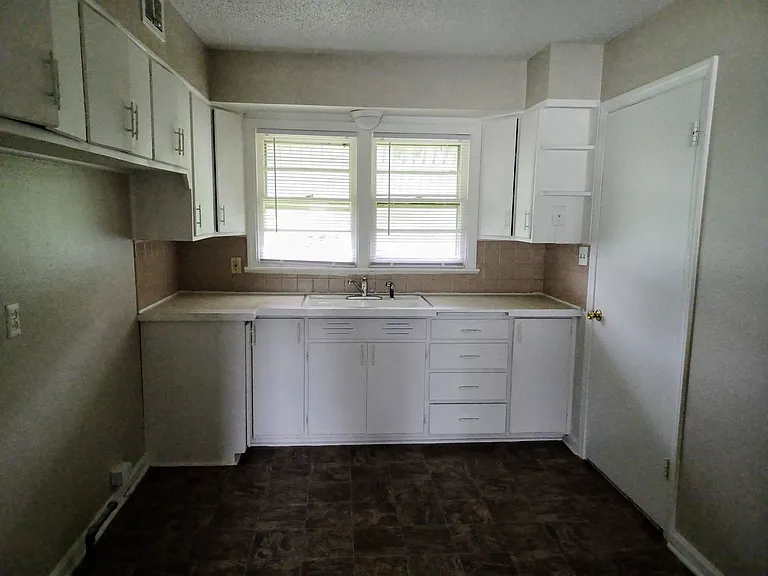 1111 N Roosevelt St — Photo 12