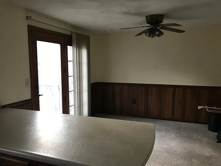 328 Wellman Ave — Photo 5