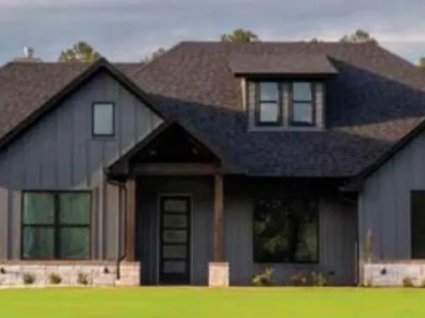 275 Bolding Rd, Marshall, TX 75670