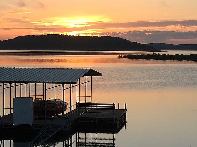 BULL SHOALS Private dock