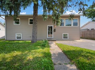 1343 Westmoreland Ave, Waukegan, IL 60085