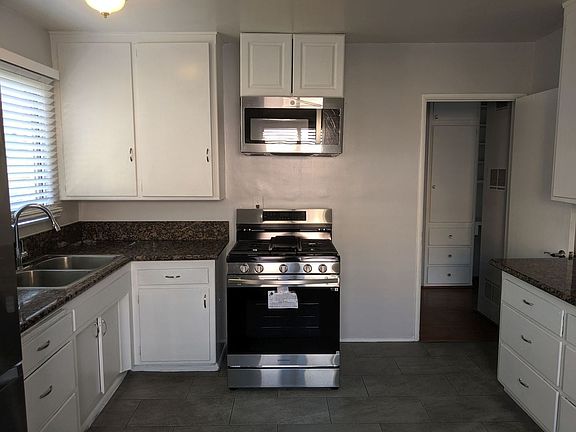 3rd image of 388 S Pomelo Ave #B