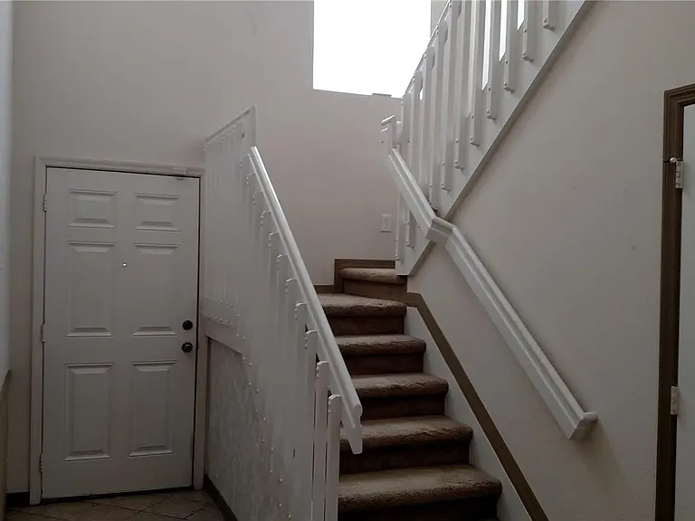 30105 Mossbank Dr — Photo 11