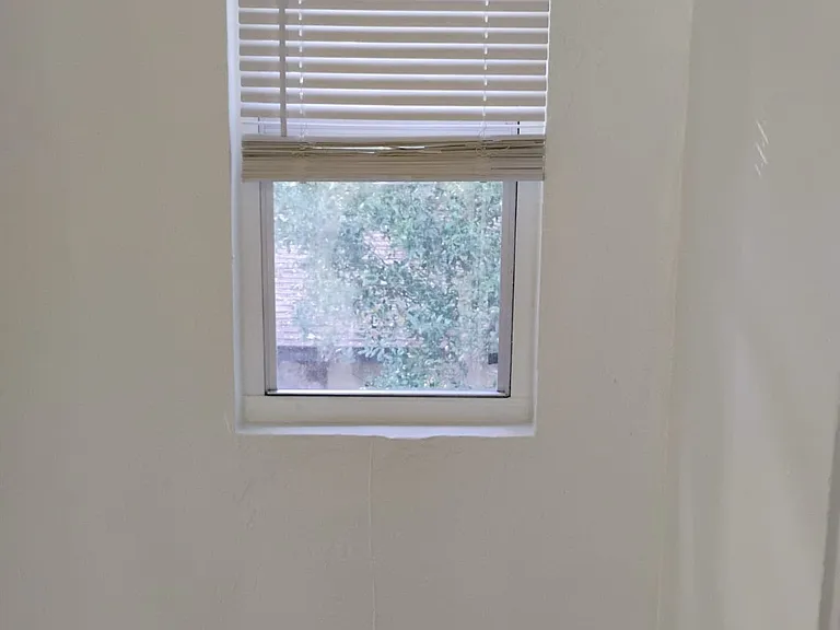 538 State St — Photo 30