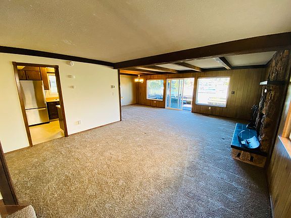 2nd image of 420 Wedeln Ct