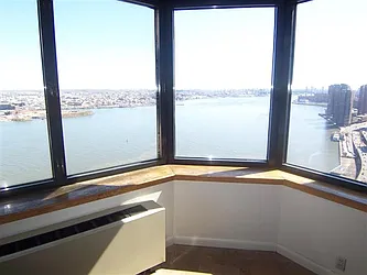 Rented by Luxury Habitat