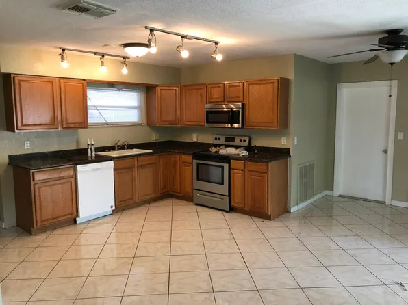 4260 Narvarez Way S, Saint Petersburg, FL 33712