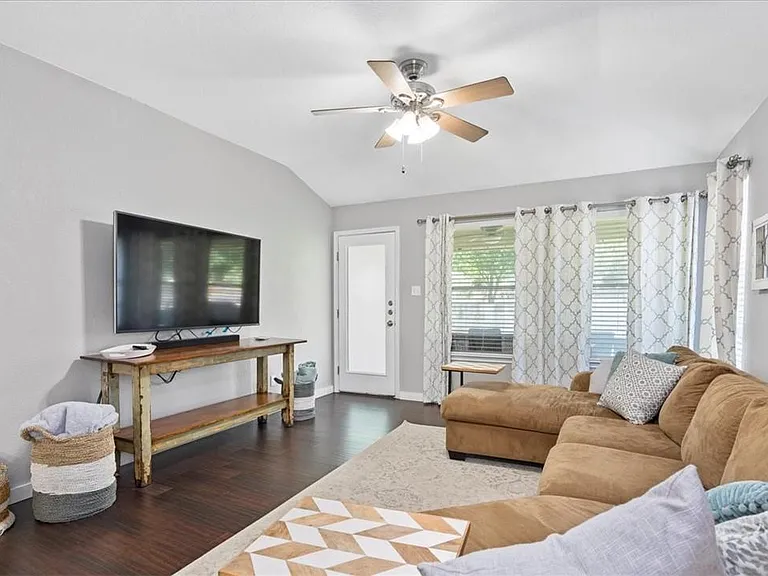 14500 Mowsbury Dr — Photo 13