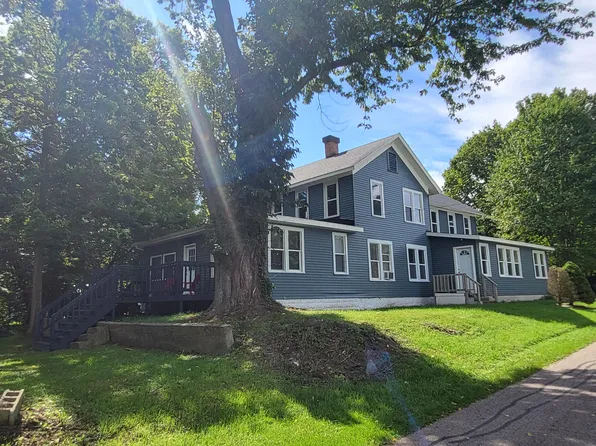 7976 Central Ave, Coloma, MI 49038