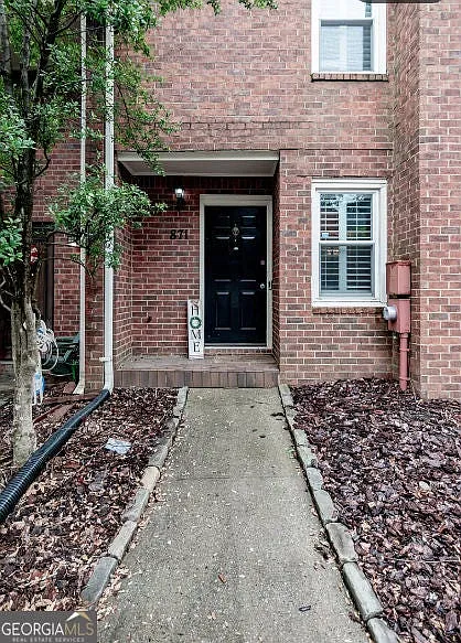 2 bed, 2.5 bath, 2188 sqft, $2,750 — Photo 3