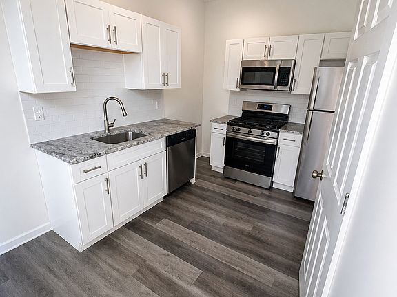 3rd image of 2519 N Mutter St