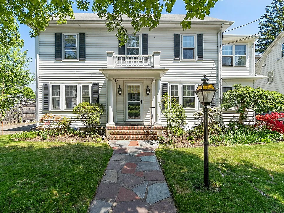 110 Watson Rd