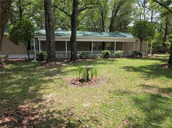 8675 Hunters Pointe Dr N, Theodore, AL 36582