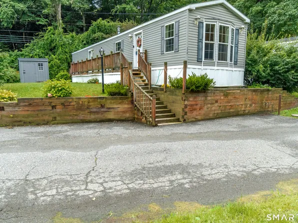15 Duncan Lane, New Milford, CT 06776