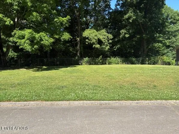 1623 Caracas Rd, Knoxville, TN 37922