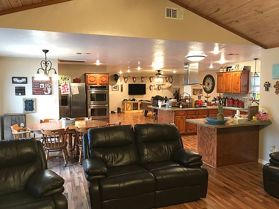 4th image of 1587 Fm 1644