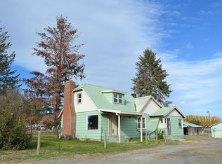 28 Fiker Rd, Omak, WA 98841