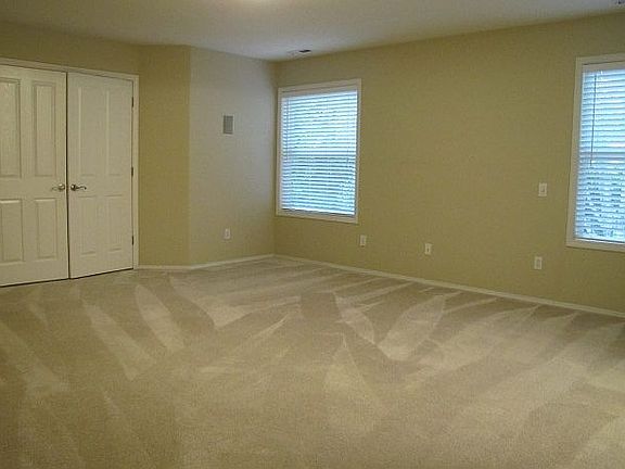 5th image of 3116 NE 106th St