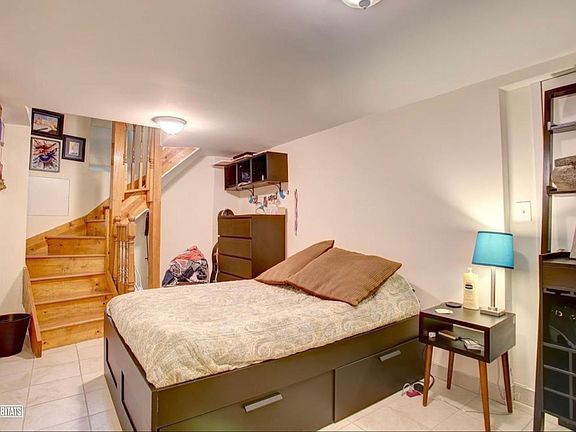 4th image of 6 W 90th St APT 1A