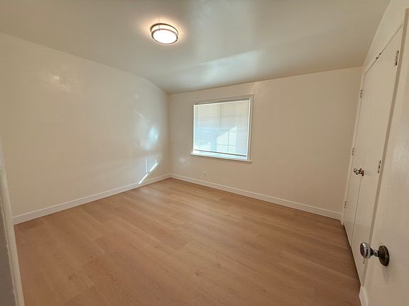 5th image of 835 W Spruce St #A