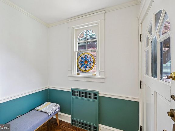 3rd image of 407 Wadsworth Ave