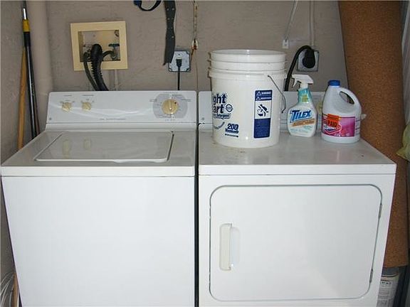 5th image of 100 SW 117th Ter APT 205