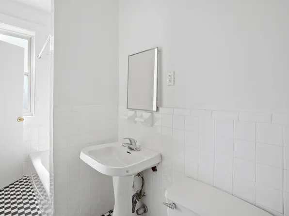 939 Woodycrest Avenue image 8 of 17