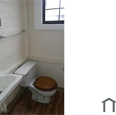 1 bed, 500 sqft, $695 — Photo 2