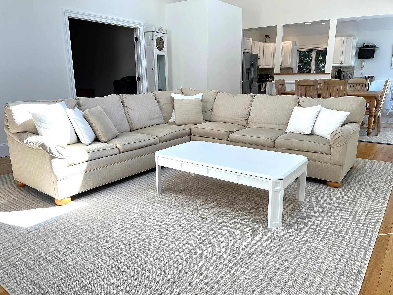 Westhampton Beach Contemporary With Pool - Exclusive Offering — Photo 4