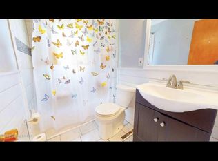 1615 Orchard Ave, Louisville, KY 40213