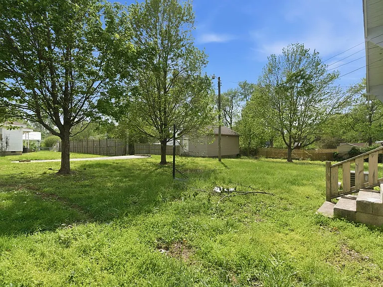 2154 E Cairo St — Photo 22