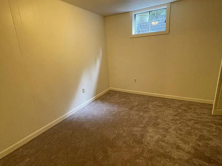 6908 SW 5th Ave — Photo 16