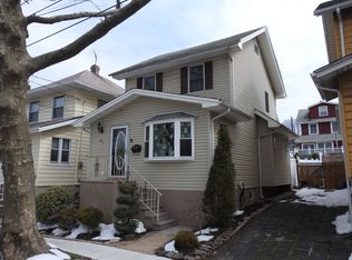81 Winthrop Pl, Staten Island, NY