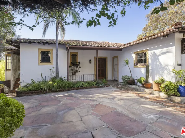 3322 Charleston Way, Los Angeles, CA 90068