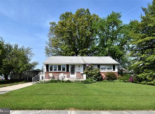 423 Larchmont Dr, Delanco, NJ 08075