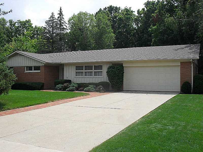 1st image of 1321 Hillcrest Ave