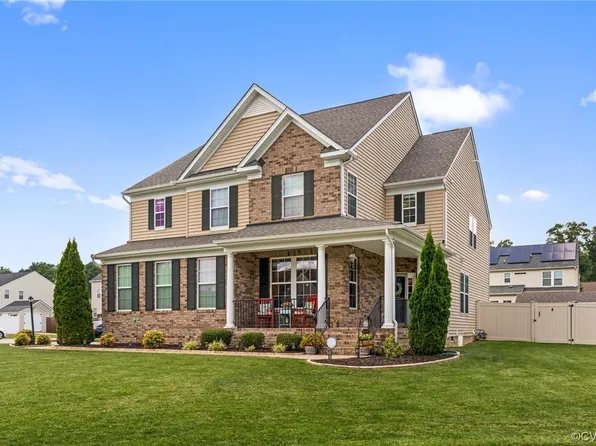 1601 Astwood Cove Dr, Chester, VA 23836