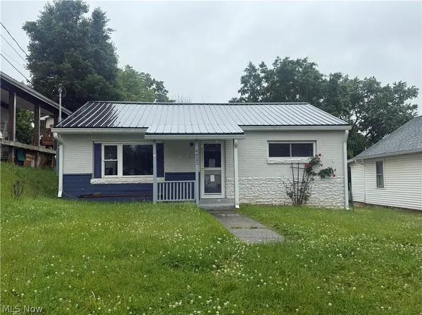 4422 11th Ave, Parkersburg, WV 26101