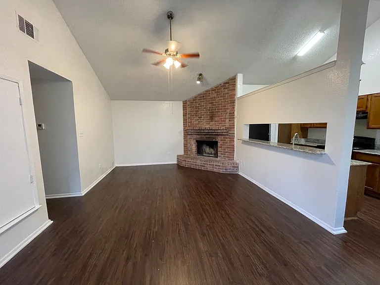 1754 Carrington Dr — Photo 13