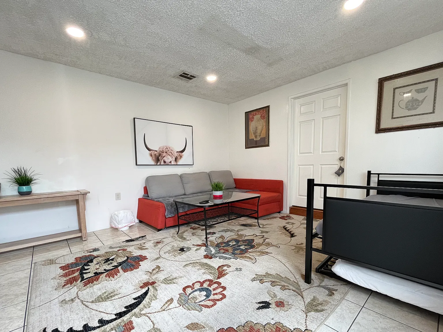 3 bed, 1938 sqft, $3,000 — Photo 4
