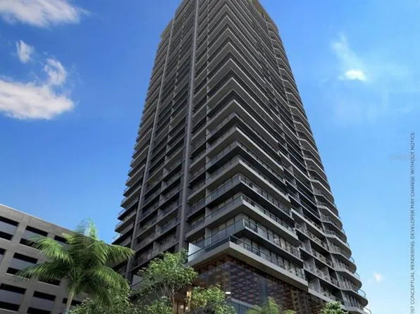 121 NE 5th St #0, Miami, FL 33132