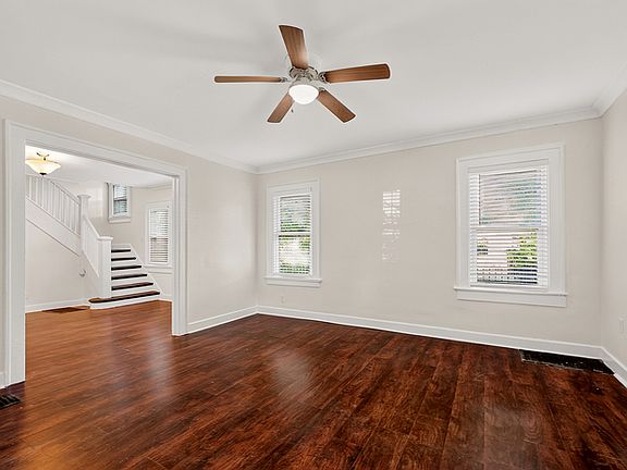5th image of 3476 Birchwood Ave
