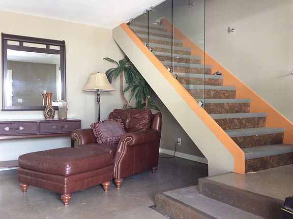 4th image of 2713 Harbor Blvd #D