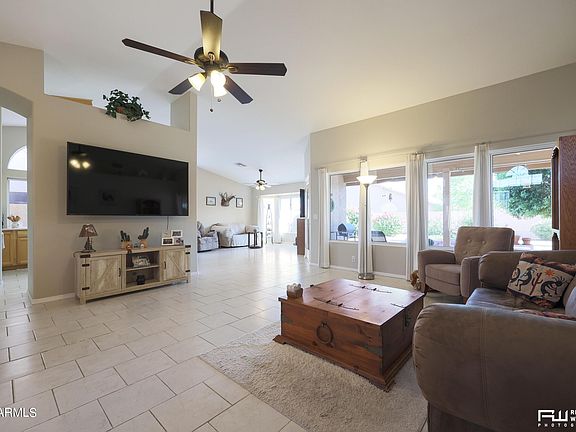 4th image of 8415 W Escuda Dr