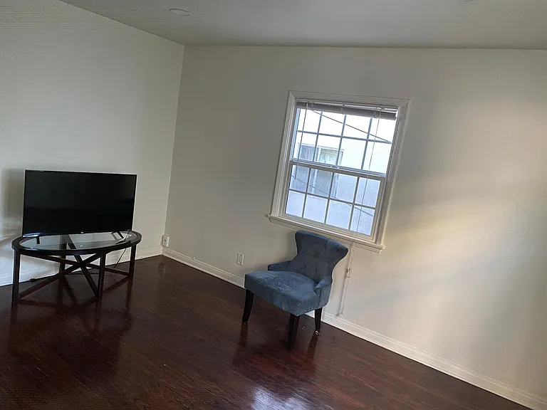 7711 Romaine St #7711 — Photo 15