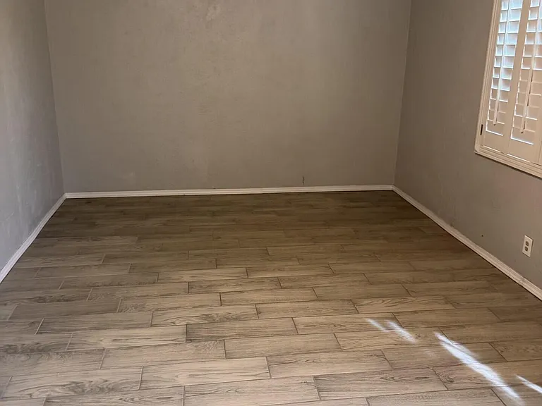 5915 Trowbridge Dr — Photo 2