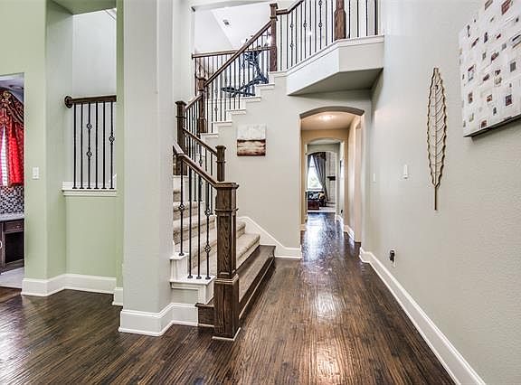 5th image of 412 Paluxy Dr