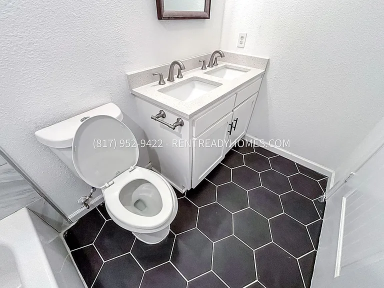 2117 Christine Ave — Photo 11
