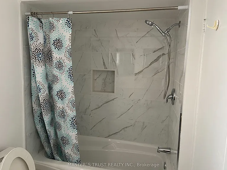 1473 Freeport Dr #MAIN — Photo 8